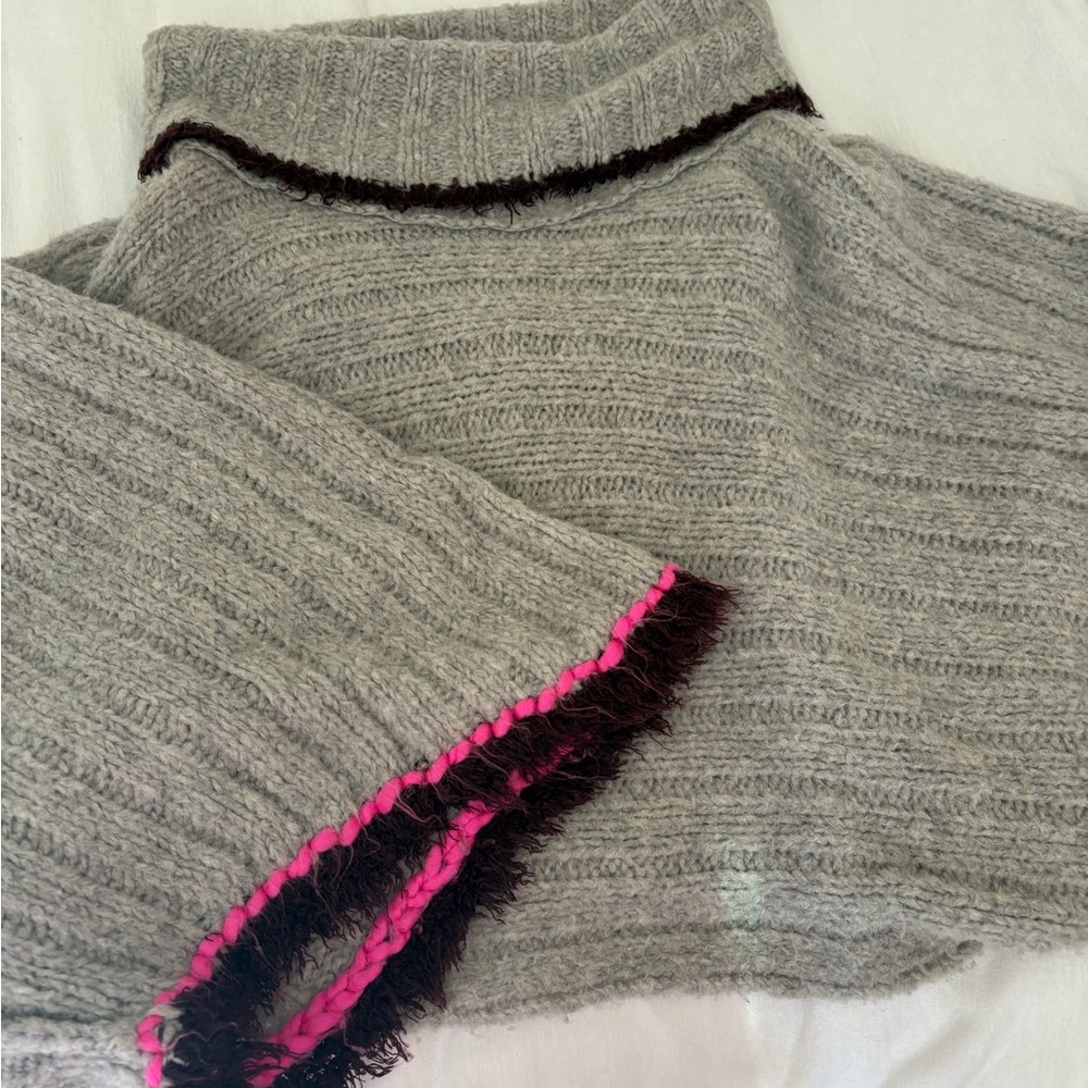 FREE PEOPLE S gray cowl neck sweater